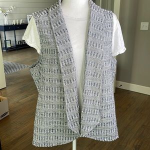 Blue and white vest. Size 1X
